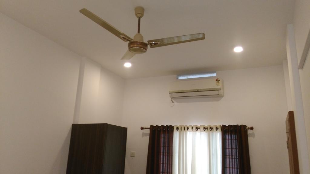 I - One'S Home Stay Kochi Bagian luar foto