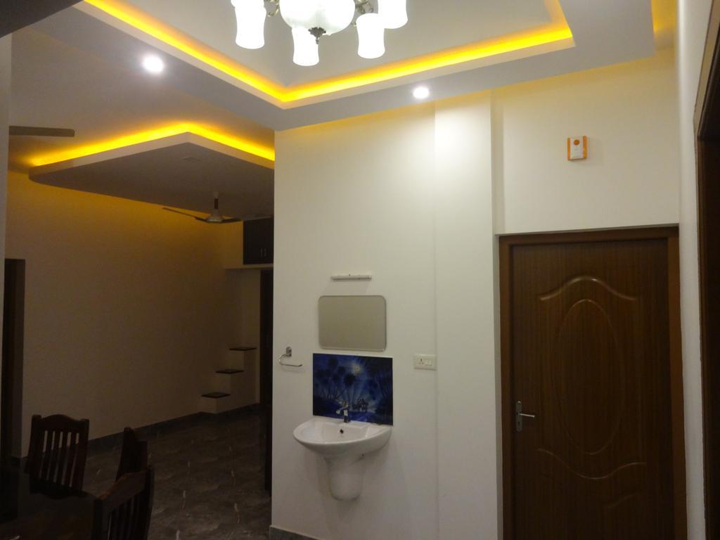 I - One'S Home Stay Kochi Bagian luar foto