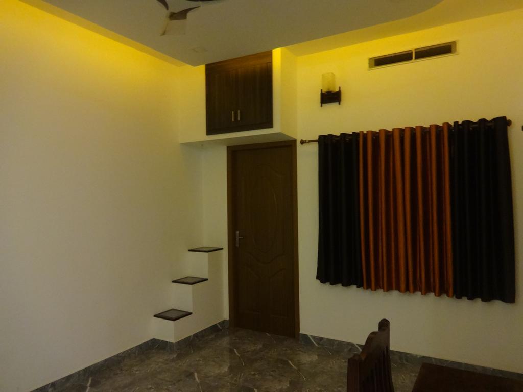 I - One'S Home Stay Kochi Bagian luar foto