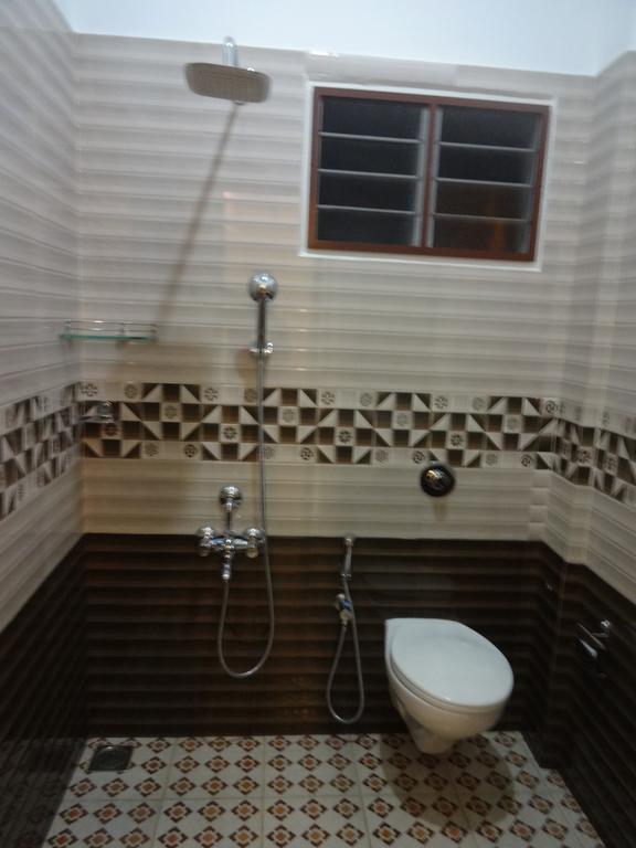 I - One'S Home Stay Kochi Bagian luar foto