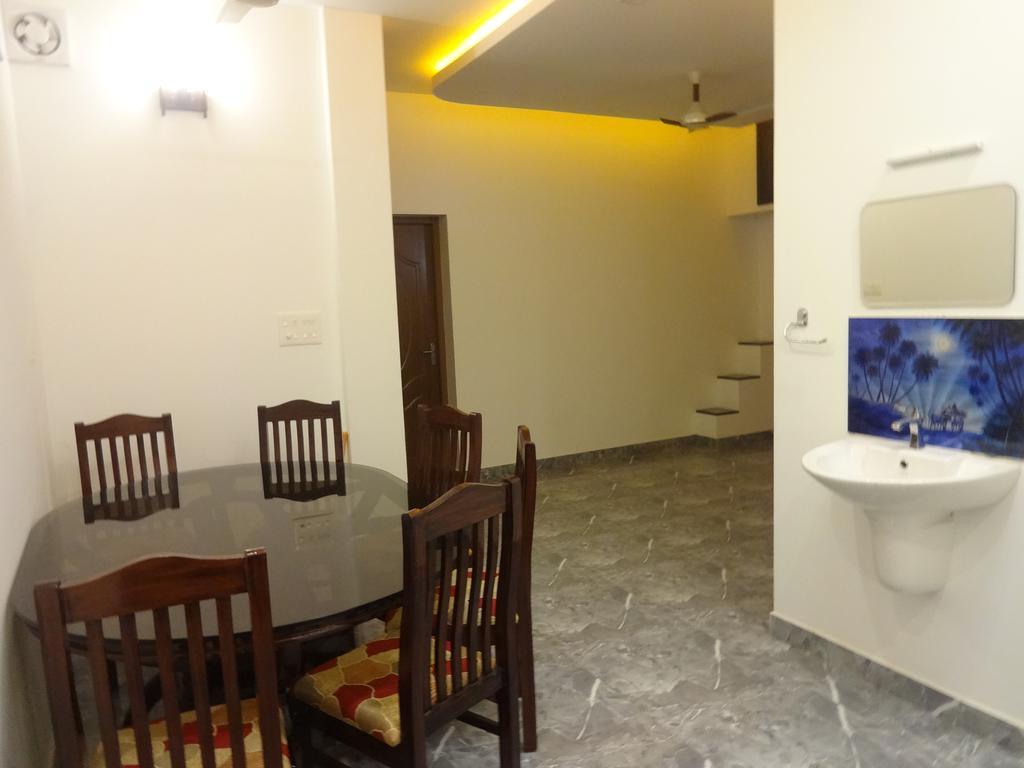 I - One'S Home Stay Kochi Bagian luar foto